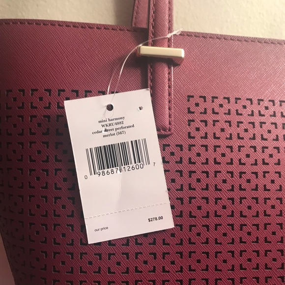 💌SOLD!! KATE SPADE: Mini Merlot Cedar St. Bag! - Picture 4 of 8